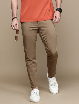 CASUAL CHINOS